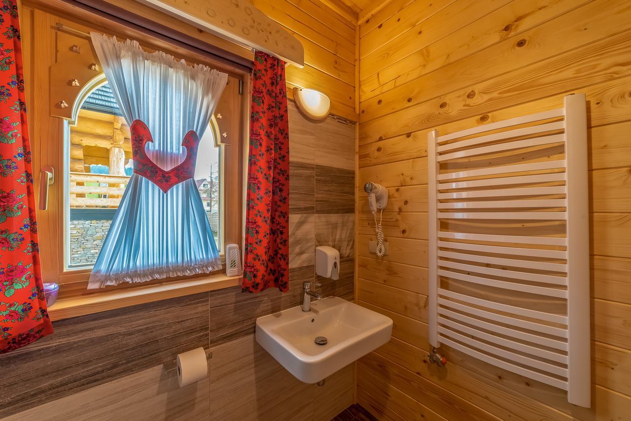 Domek W Bialce Z Jacuzzi W Ogrodzie Bialka Tatrzanska Exterior photo